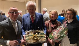 Paul Kirchhof und seine Frau Jutta mit den Präsidenten Petra Reindl und Christian Döring.